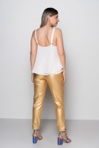 Conjunto Dourado com blusa soltinha e calça reta